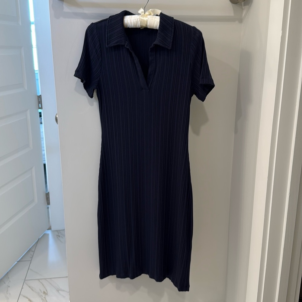 Elegant Navy Ribbed Dress